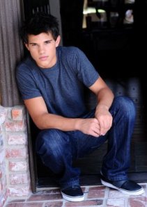 taylor-lautner-young
